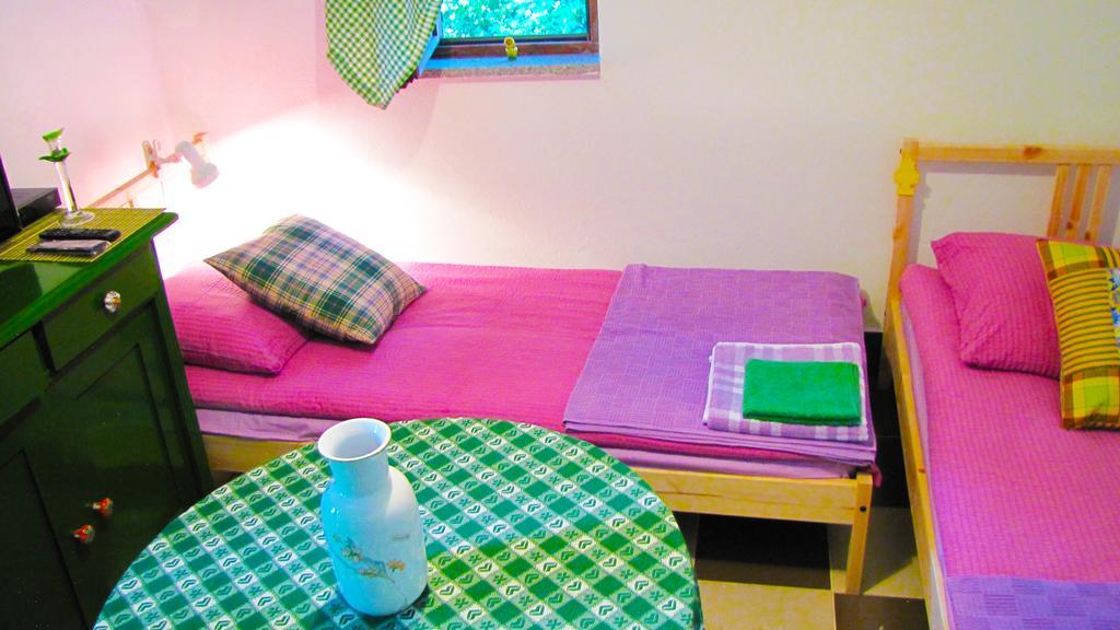 Room Galina Duga Resa Esterno foto